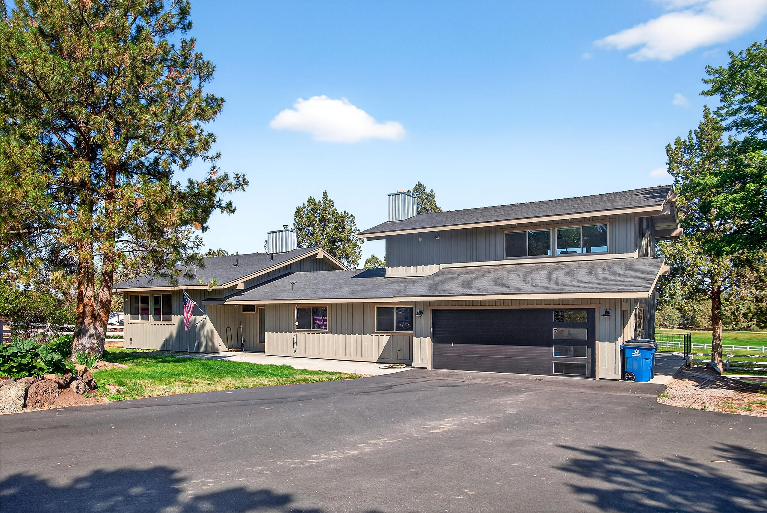 Howells Hilltop - Residential