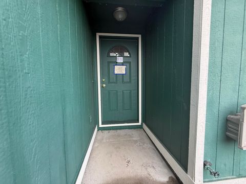 Tiny photo for 250 Tierra Circle, Eagle Point, OR 97524 (MLS # 220213111)