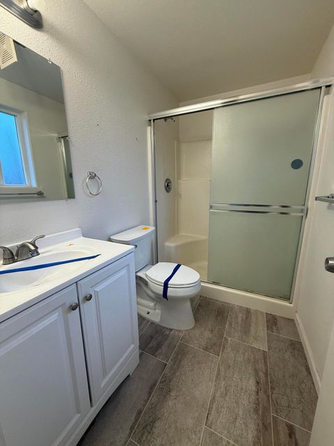 Tiny photo for 250 Tierra Circle, Eagle Point, OR 97524 (MLS # 220213111)