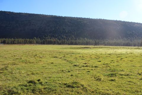 Tiny photo for 10612 Old Fort Rd, Klamath Falls, OR 97601 (MLS # 220216672)