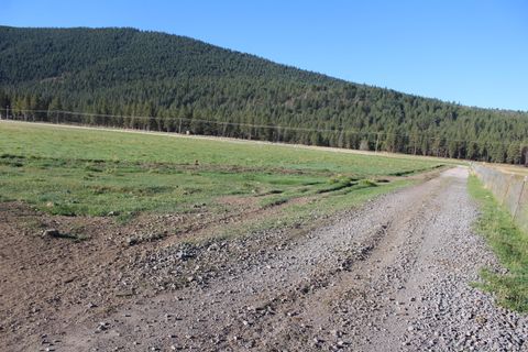 Tiny photo for 10612 Old Fort Rd, Klamath Falls, OR 97601 (MLS # 220216672)