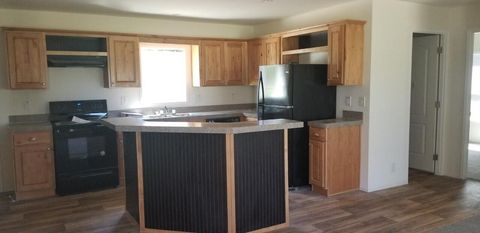 Tiny photo for 10612 Old Fort Rd, Klamath Falls, OR 97601 (MLS # 220216672)