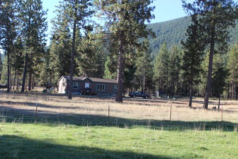 Tiny photo for 10612 Old Fort Rd, Klamath Falls, OR 97601 (MLS # 220216672)