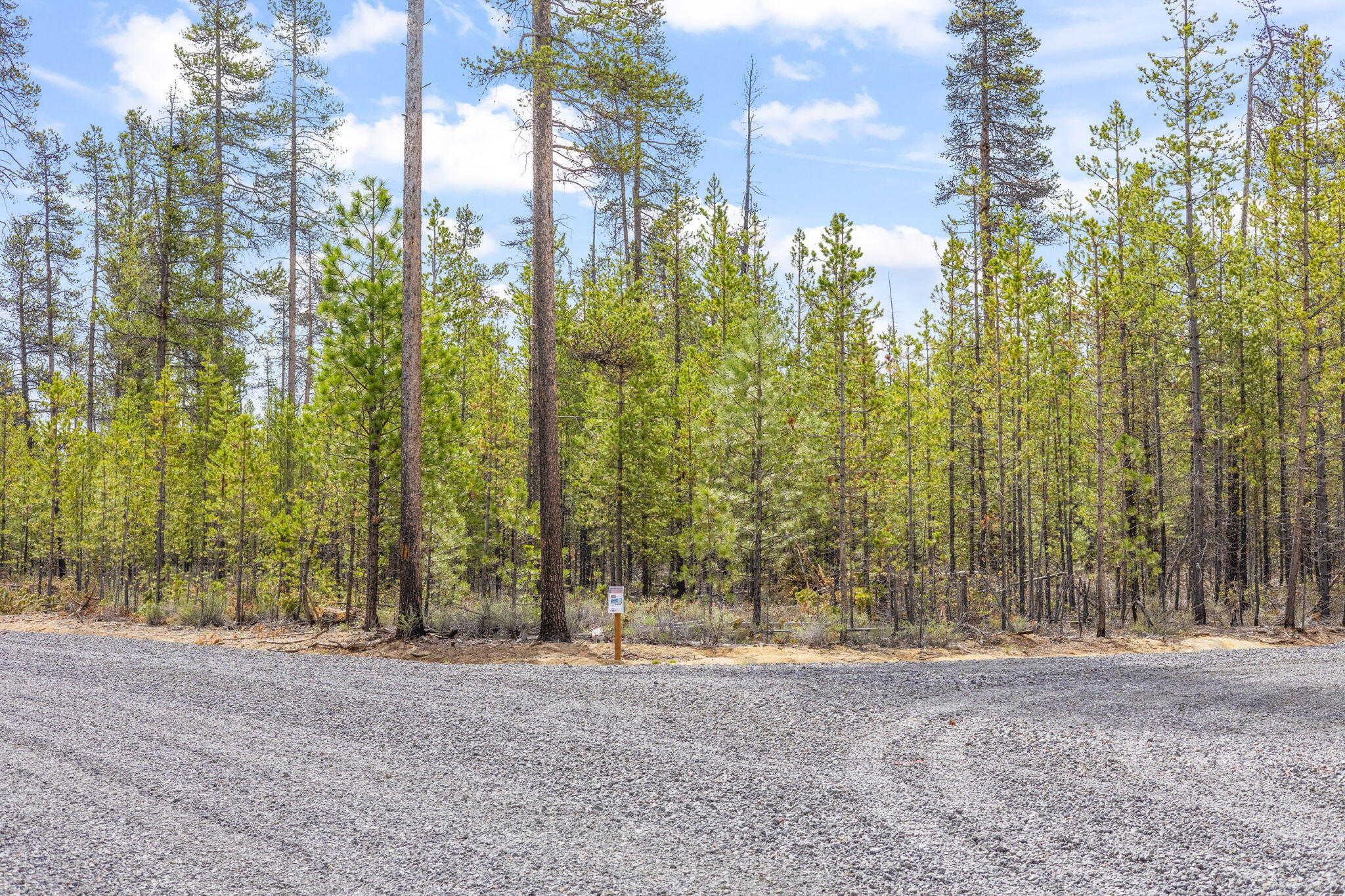 Wagon Trail Acreages - Land