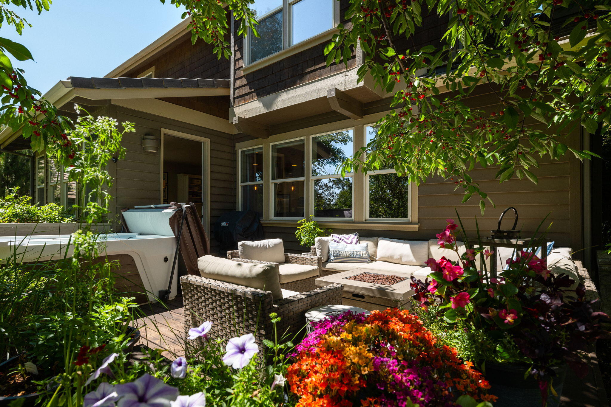 Broken Top - Residential