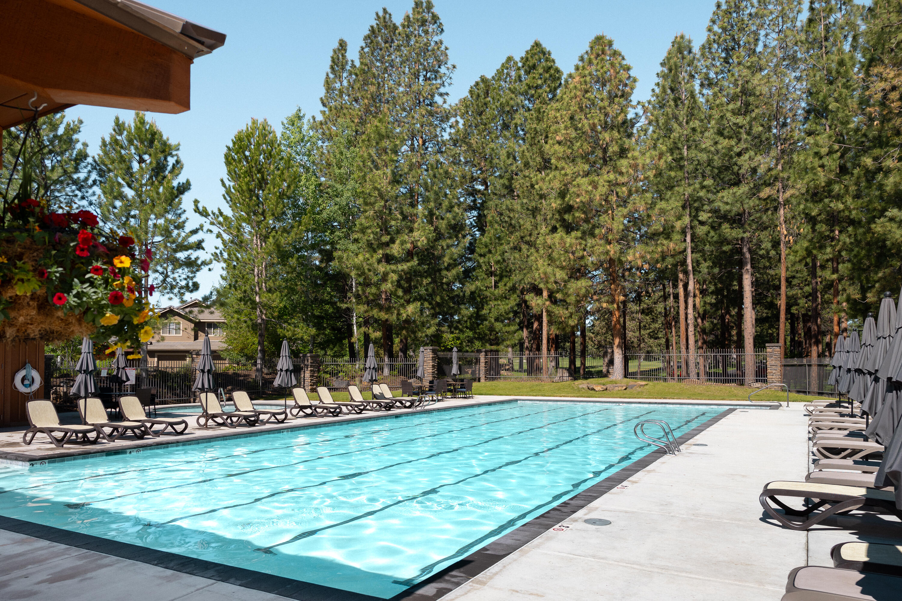 Broken Top - Residential