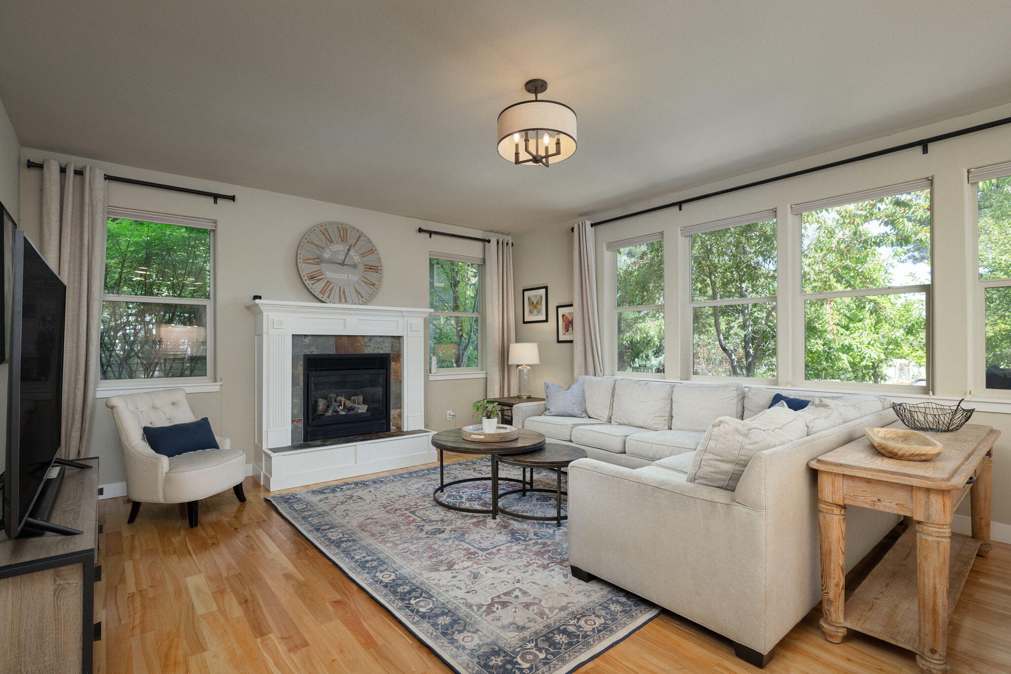 Broken Top - Residential