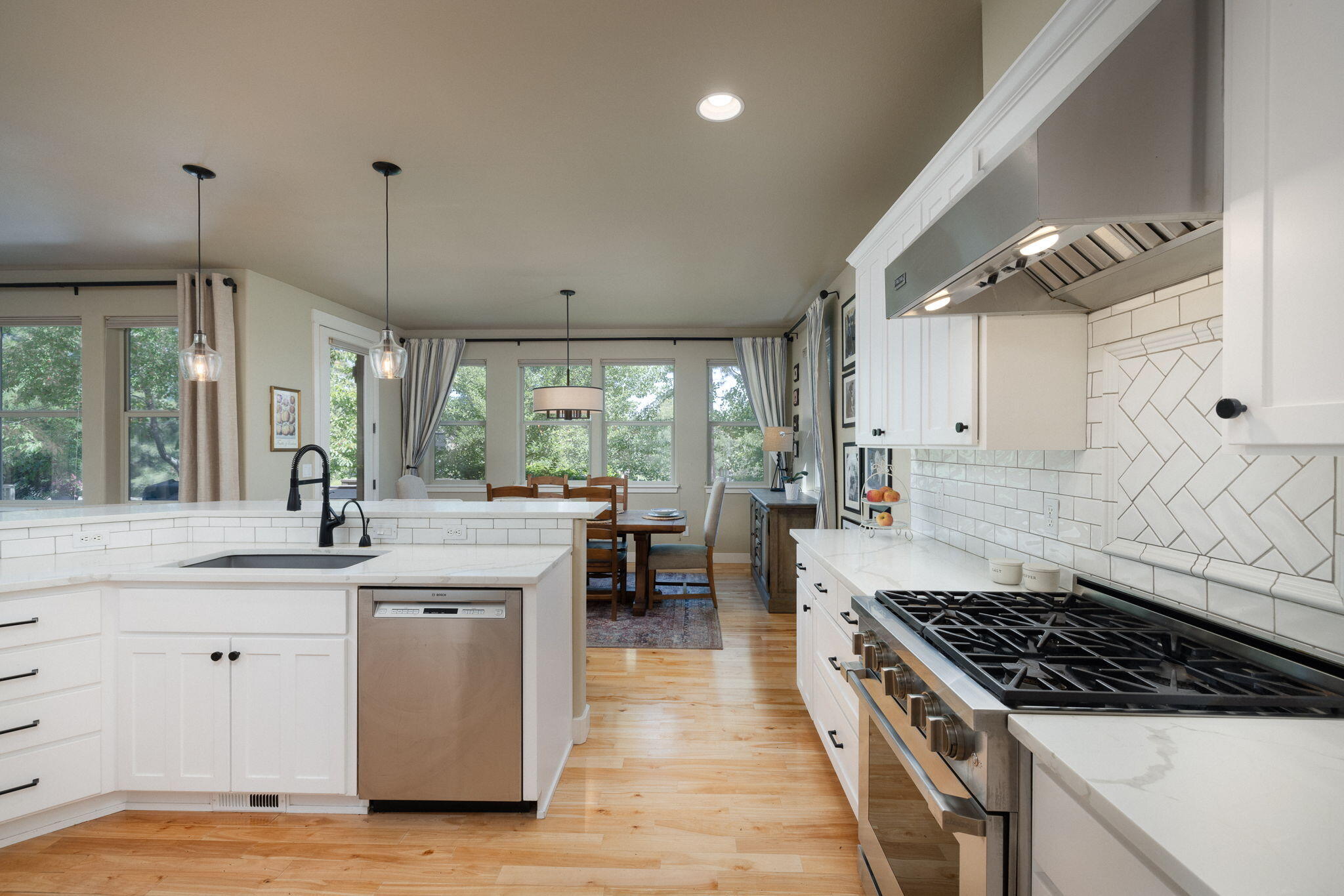 Broken Top - Residential