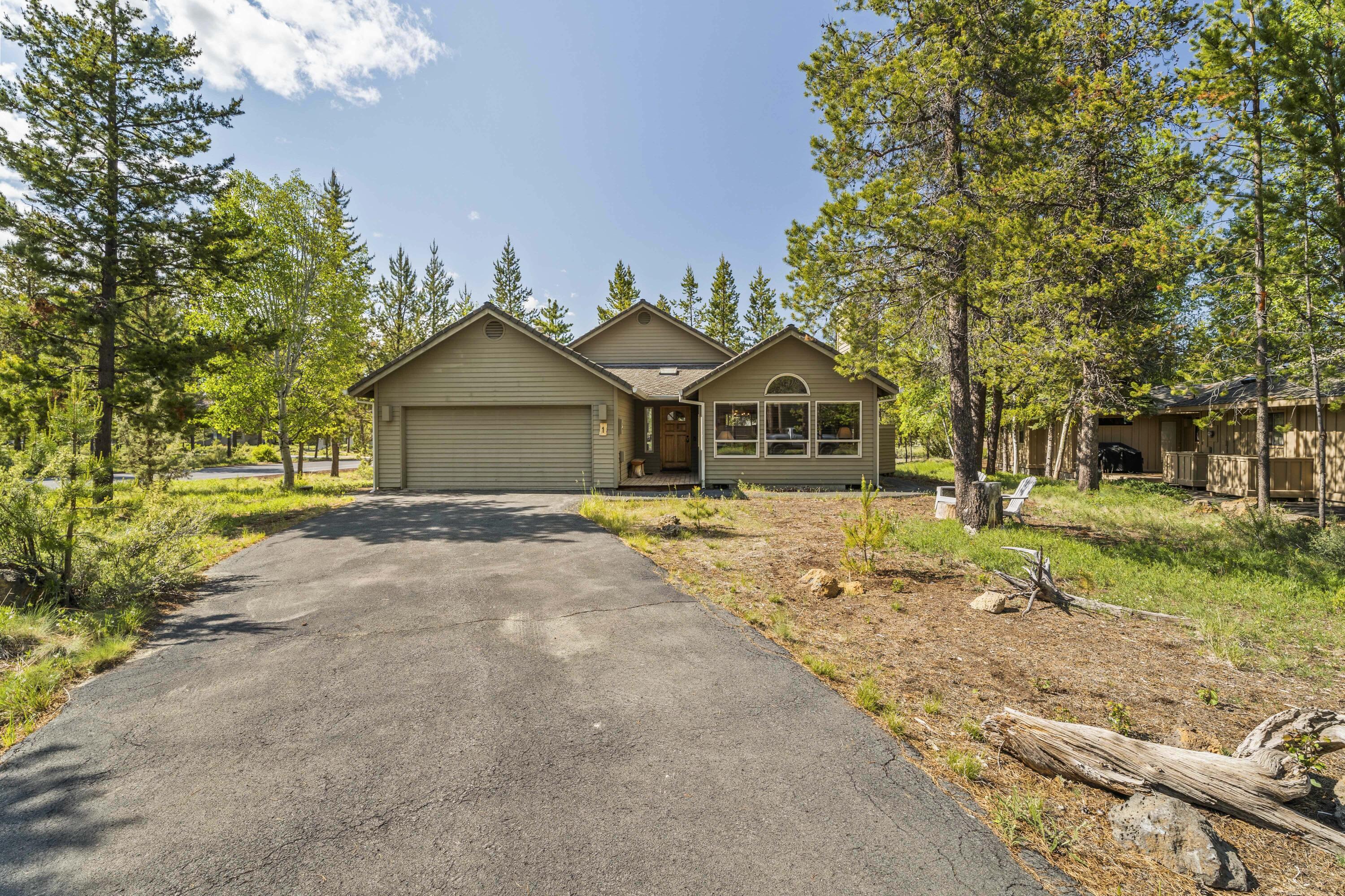 Fairway Crest Village - Residential