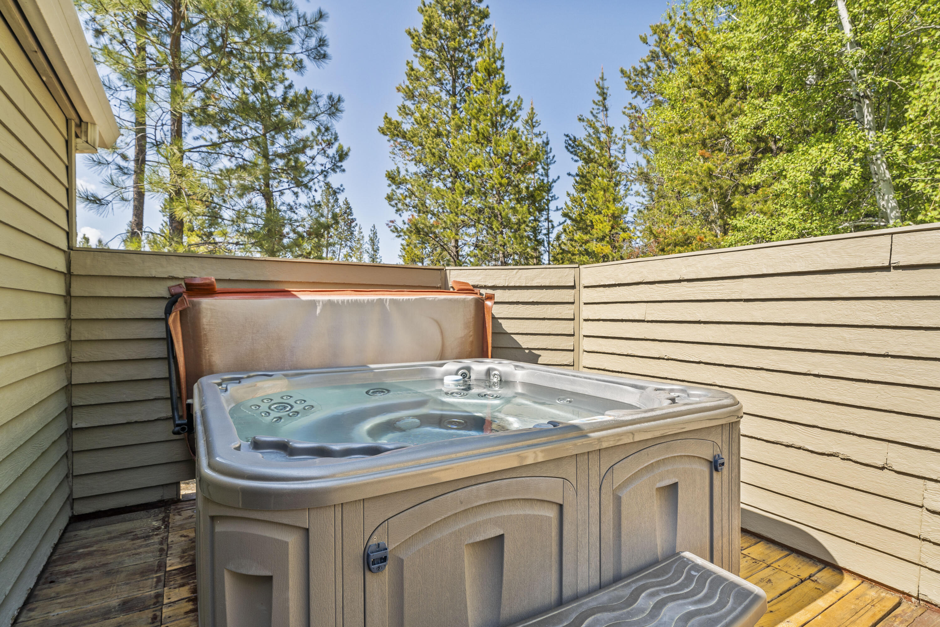 Fairway Crest Village - Residential