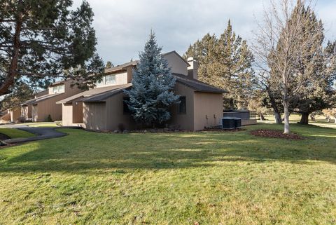 1963 Redtail Hawk Drive 32 Redmond OR 97756