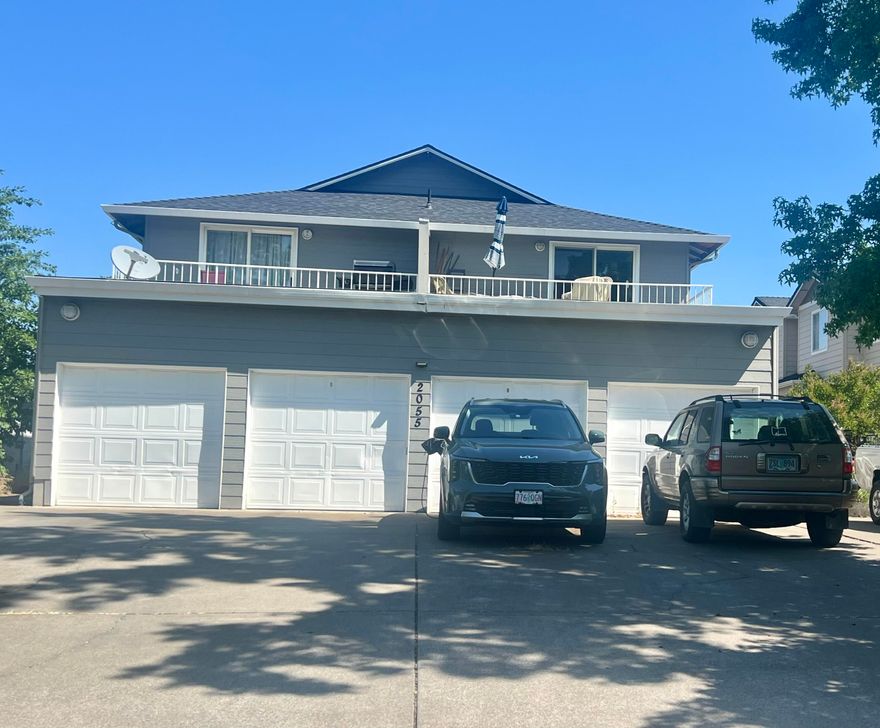 Well-maintained 1991-built quadplex on a quiet dead-end street near North Medford High School. This 3,816 SF two-story property offers four identical 2BD/1.5BA units, each with an attached single-car garage, separate gas/electric meters, and no HOA fees. Professionally managed with landscaped grounds. Three units are vacant or recently refurbished—set your own rents and select your tenants for immediate upside. Gross Scheduled Income of $62,220 reflects current rents plus pro-forma market rents on two vacant units. One long-term tenant remains at a below-market rent because the prior owner elected not to raise rent; a new owner may adjust rents in accordance with Oregon Landlord-Tenant laws and required notice periods. Water/sewer/garbage paid by owner. A solid, low-maintenance investment with value-add potential in a convenient location near schools, shopping, and I-5.
