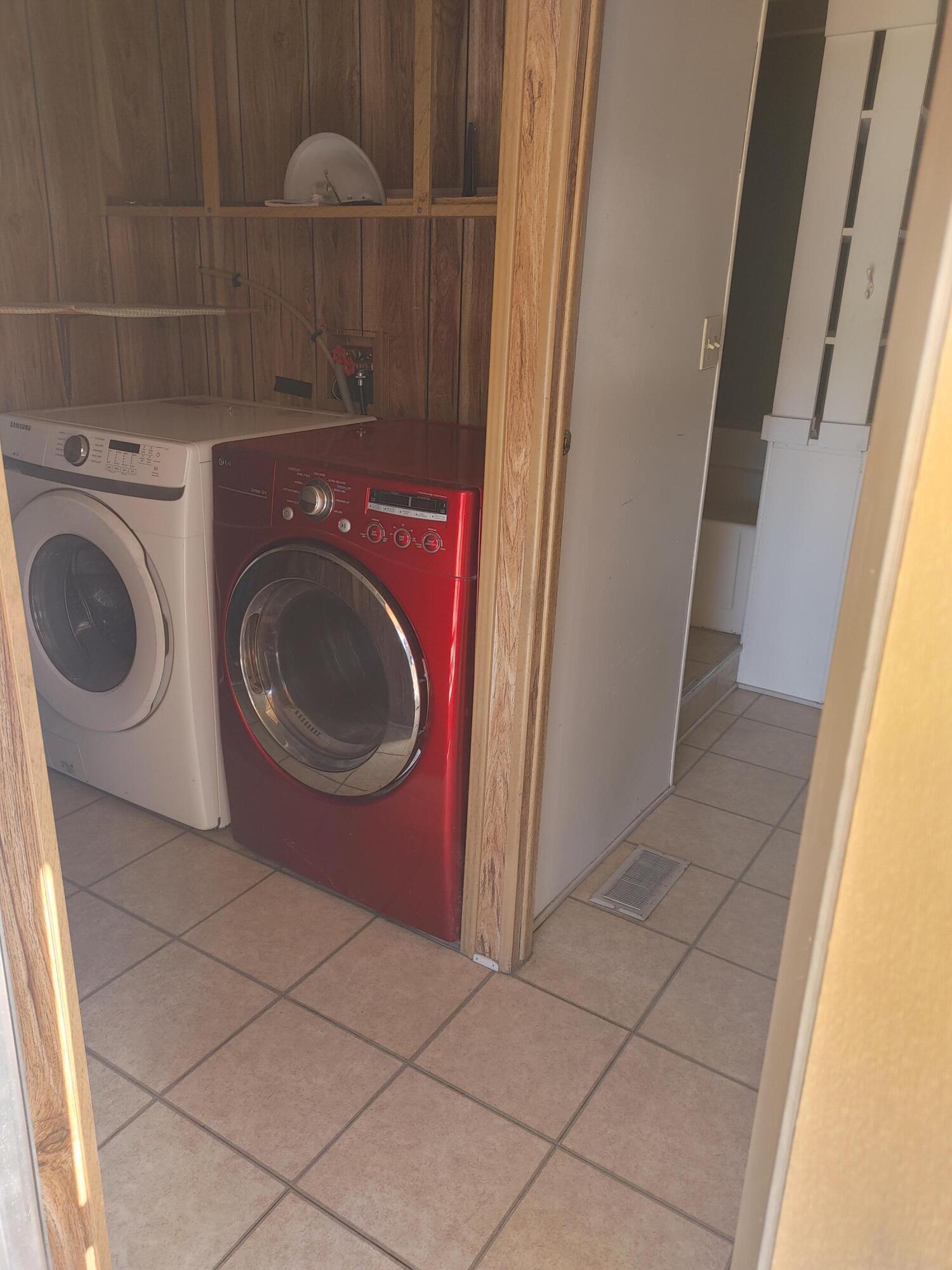 Sun Forest Estates - Residential