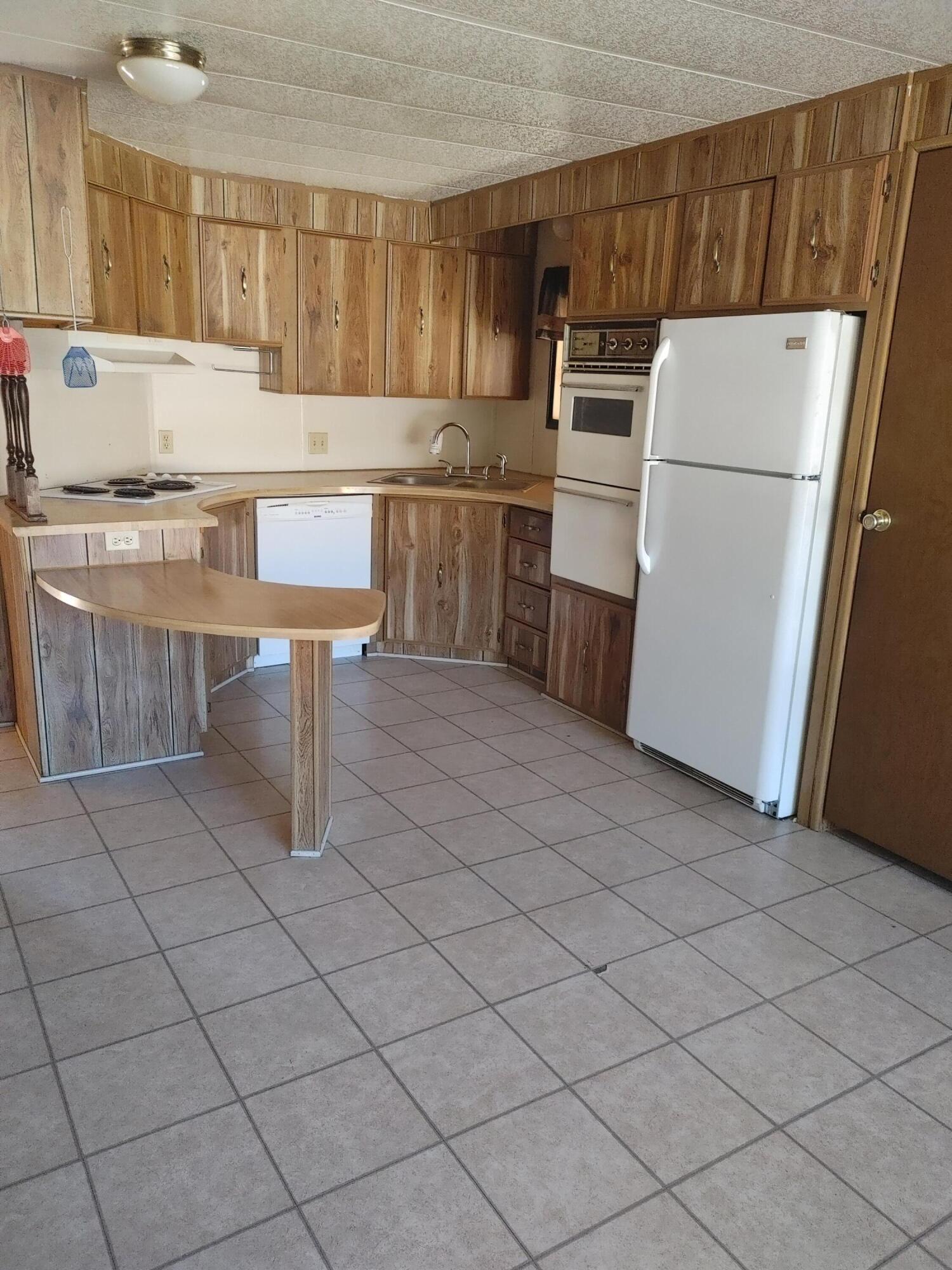 Sun Forest Estates - Residential