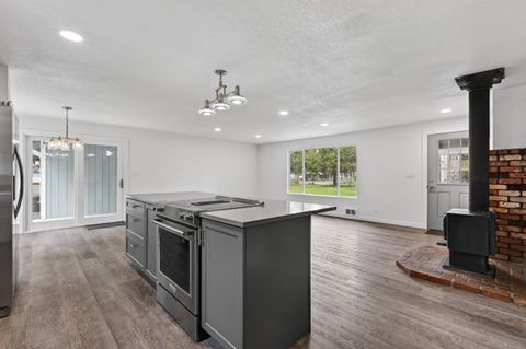 Tiny photo for 51448 Cedar Road, La Pine, OR 97739 (MLS # 220220427)