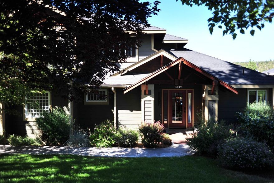 Updated 3 bedroom, 2 1/2 bath townhouse in the Running Y with Golf Course View! Owners have put in new laminate flooring in downstairs and upstairs & upgraded stainless steel appliances in the kitchen. Downstairs enjoy vaulted ceilings with gas fireplace, Master Suite with Jetted Tub, separate shower, his her closets, double sinks and door off to your back deck! Upstairs you have 2 spacious bedrooms with Jack and Jill bathroom and one of the bedrooms sports a walk in closet! This home has lots of storage throughout as well as lots of storage in the crawl space. ________________________________________