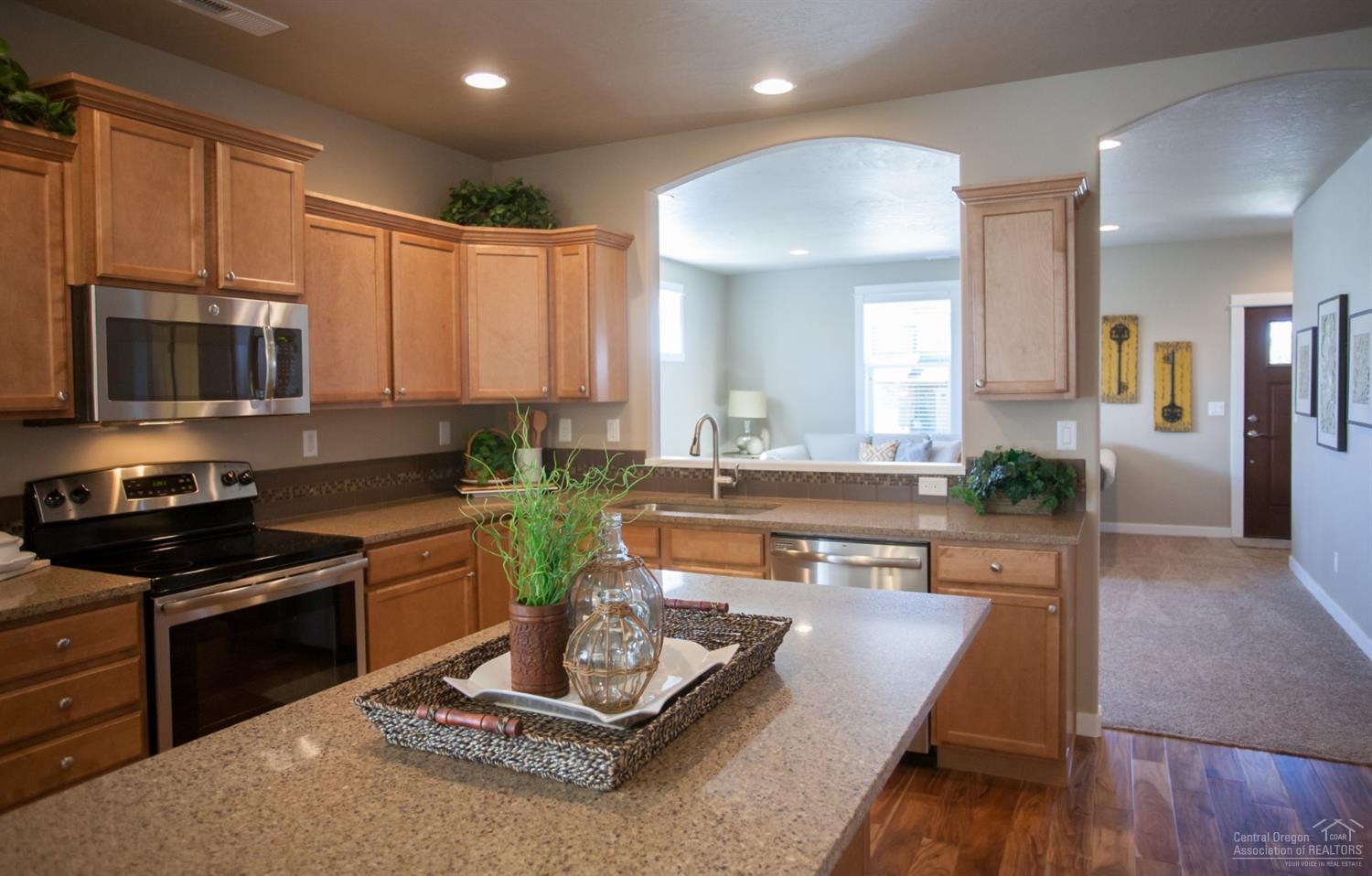 Mckenzie Meadow Vill - Residential