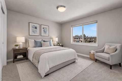 Tiny photo for 20991 NE Legend Place, Bend, OR 97701 (MLS # 220217811)