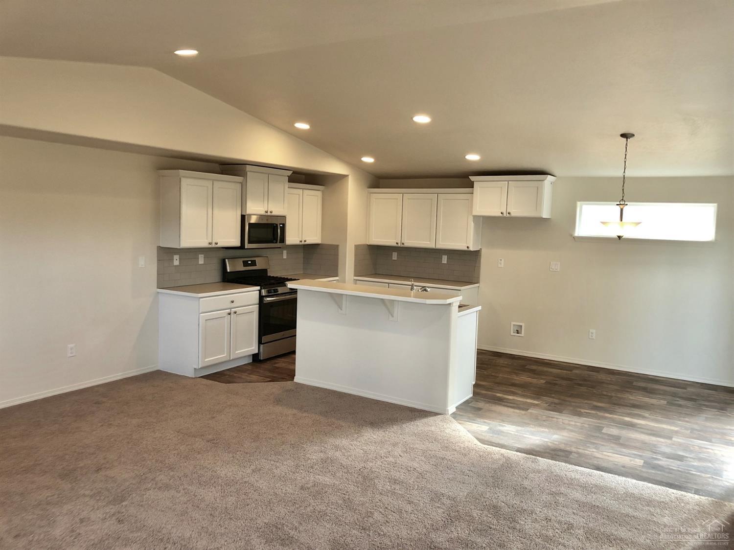 Maple Meadows - Residential