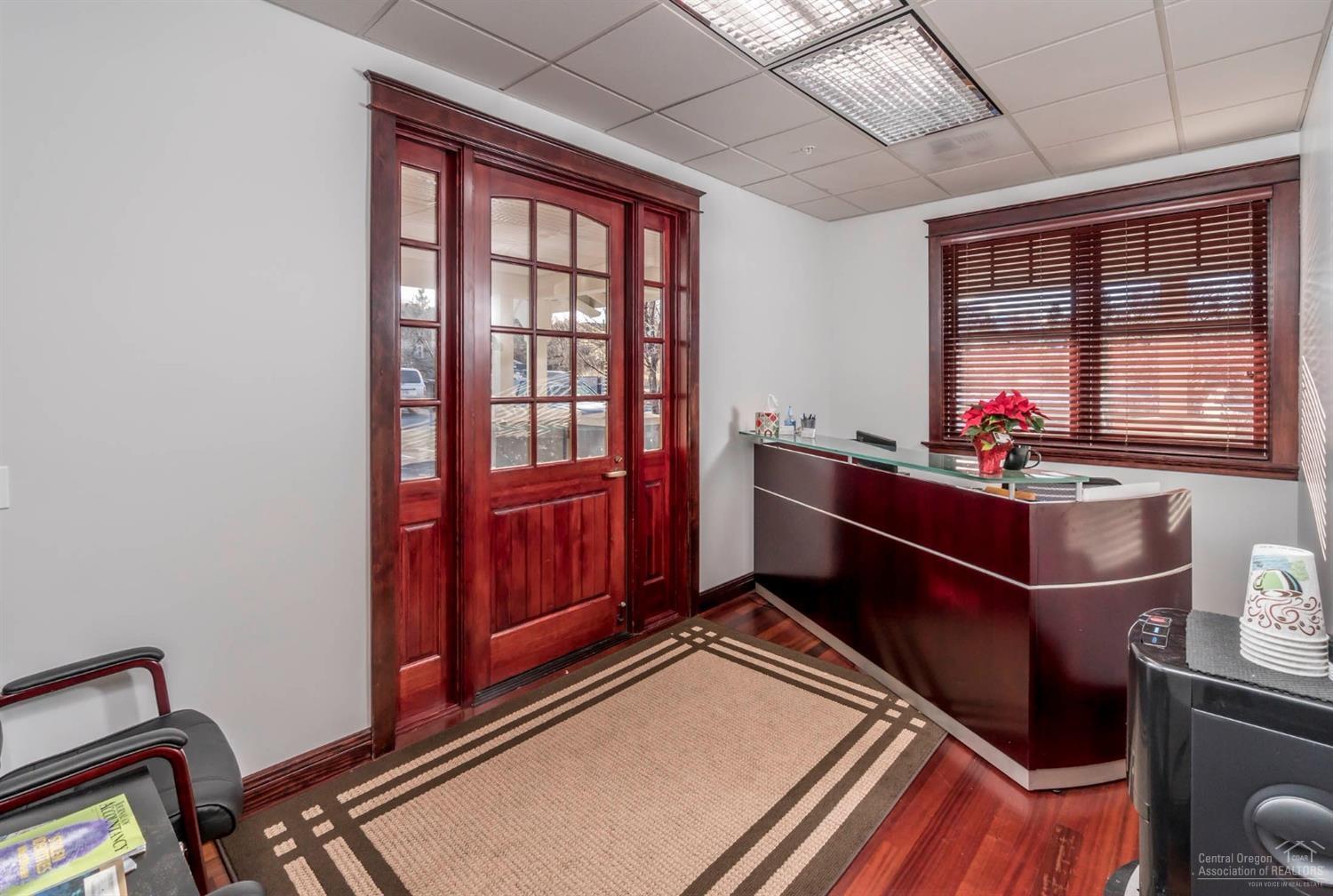 CLAB - Commercial Sale