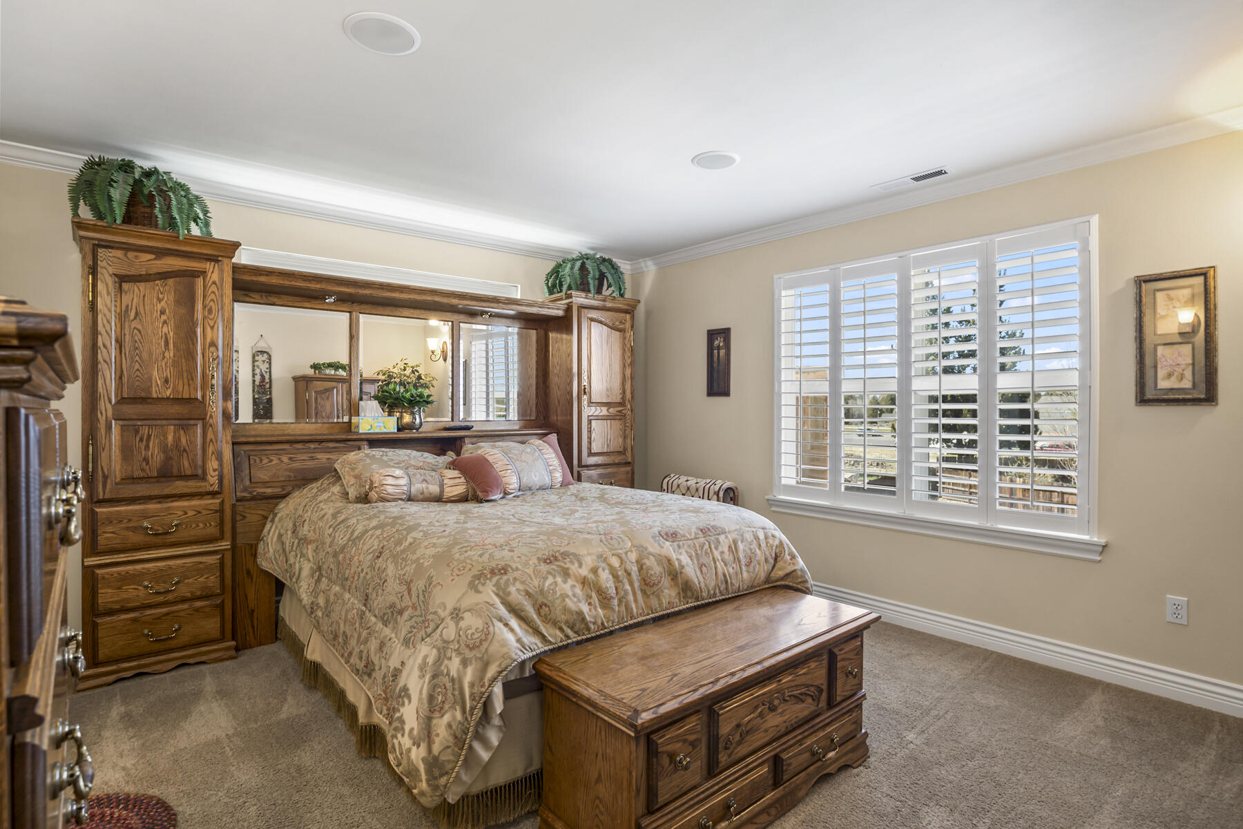 Traditions East - Residential