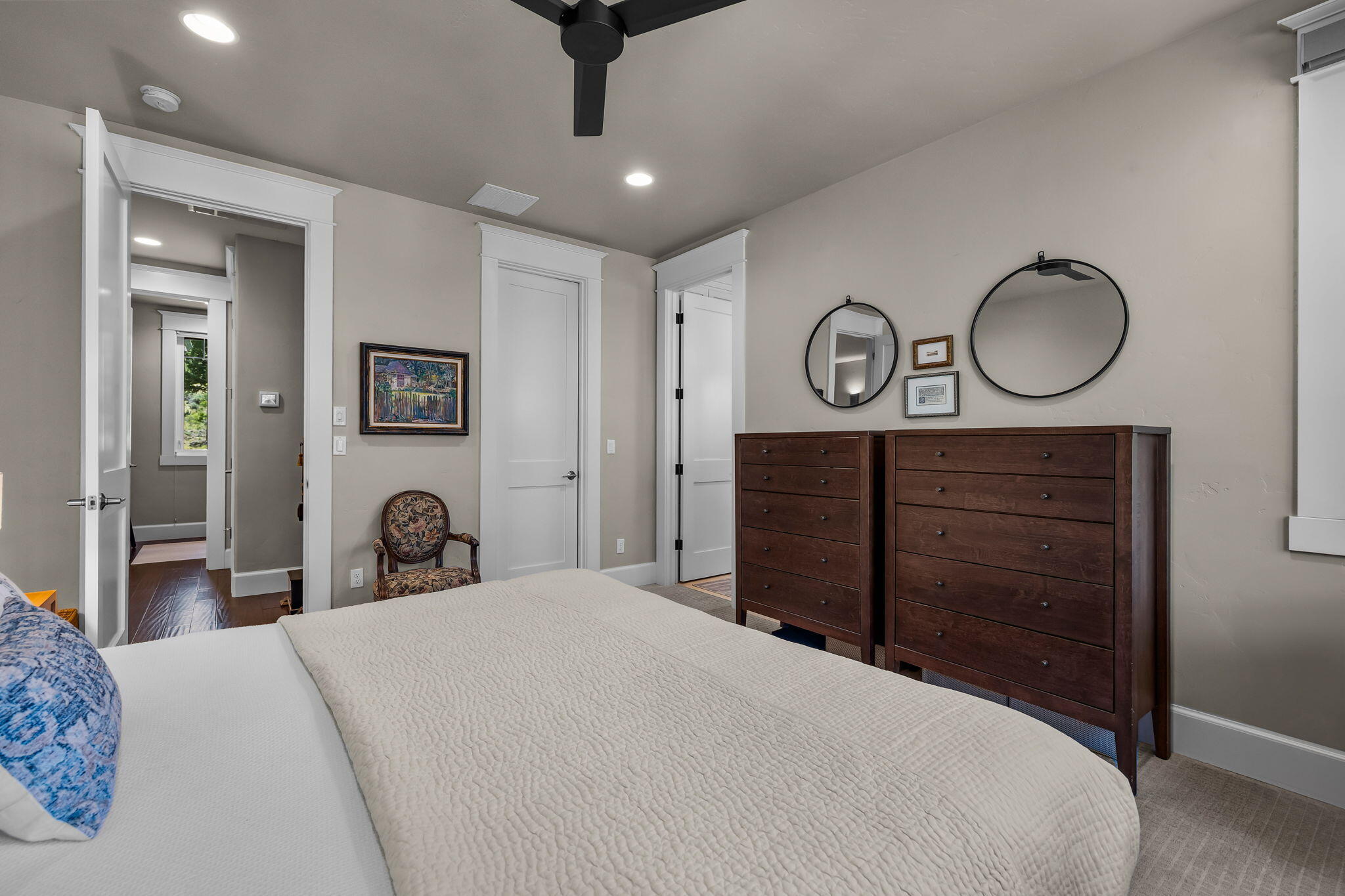 Skyliner Summit - Residential