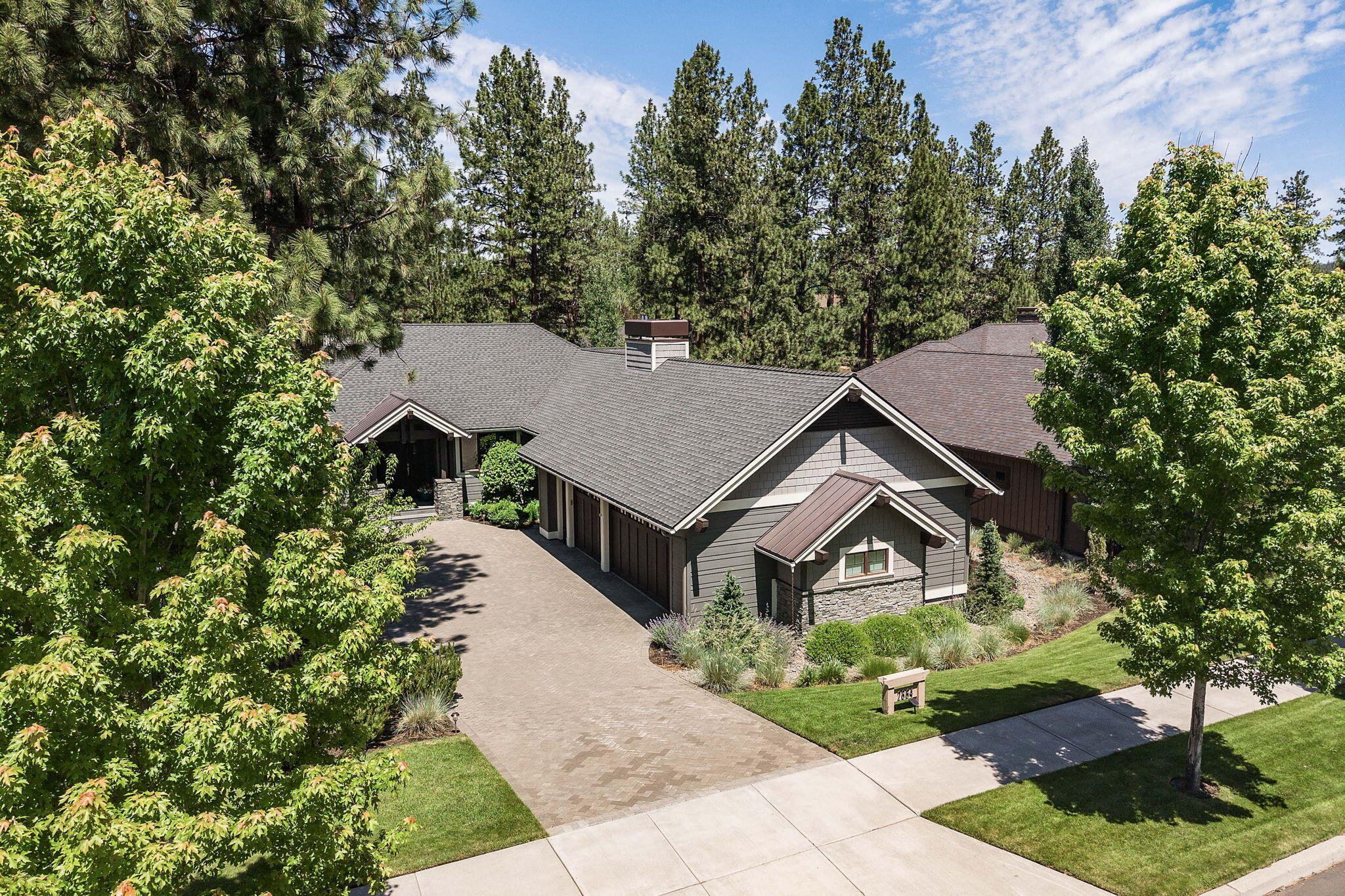 Skyliner Summit - Residential