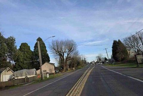 Tiny photo for 408 W Bishop Way, Brownsville, OR 97327 (MLS # 220217207)