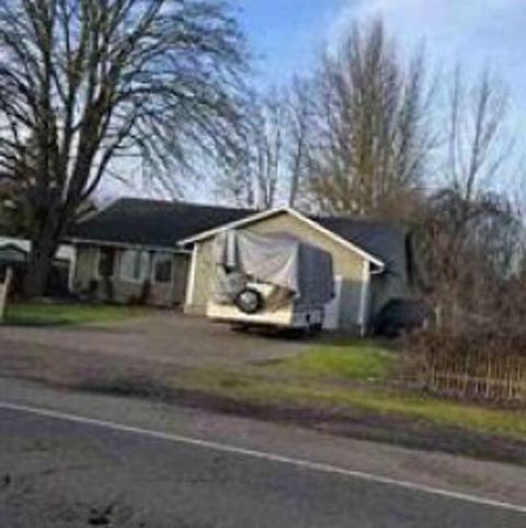 Tiny photo for 408 W Bishop Way, Brownsville, OR 97327 (MLS # 220217207)