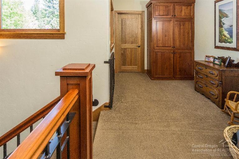 Broken Top - Residential