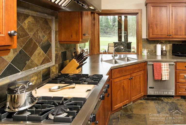 Broken Top - Residential