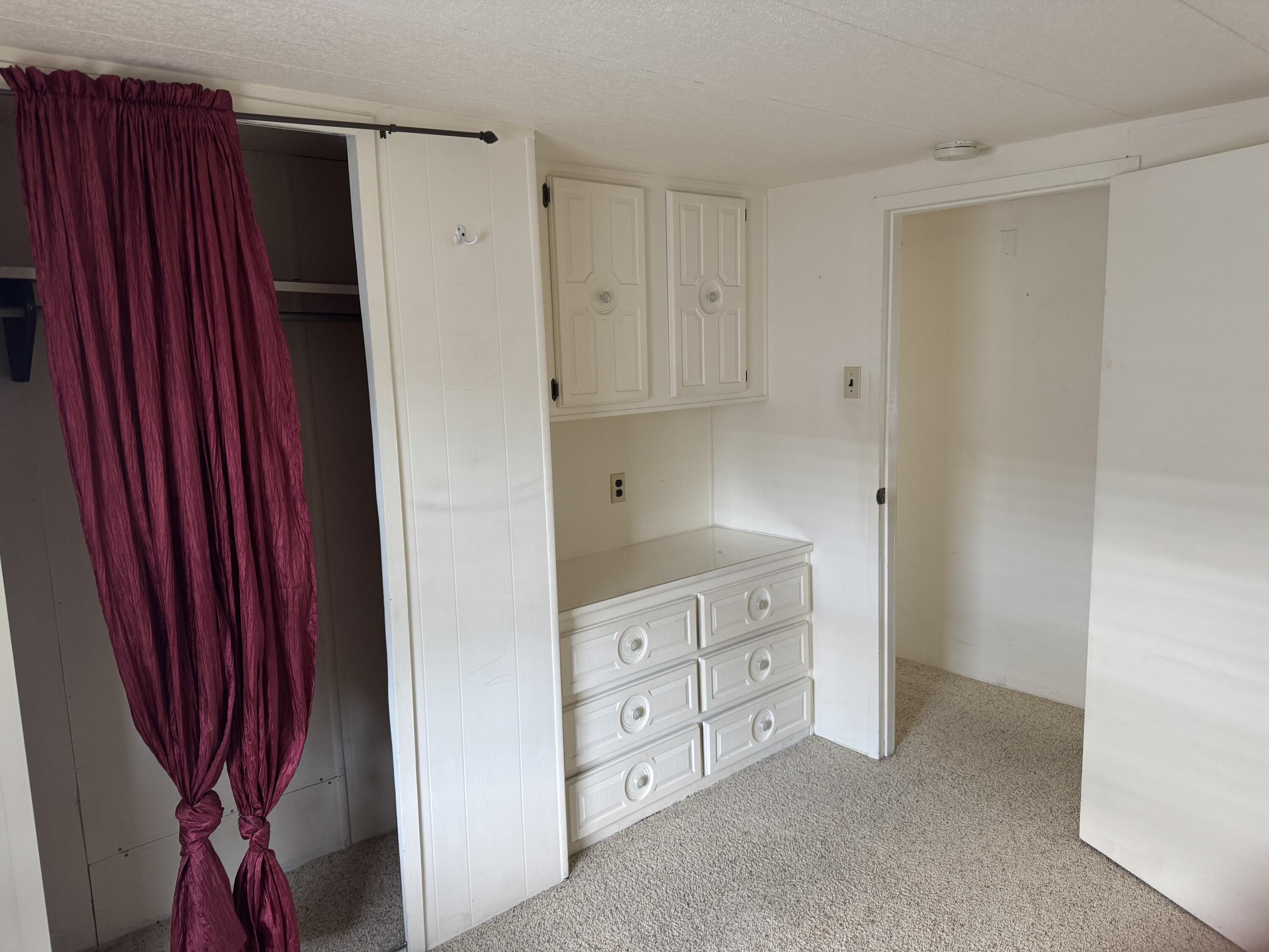 Rogue Lea Estates - Residential