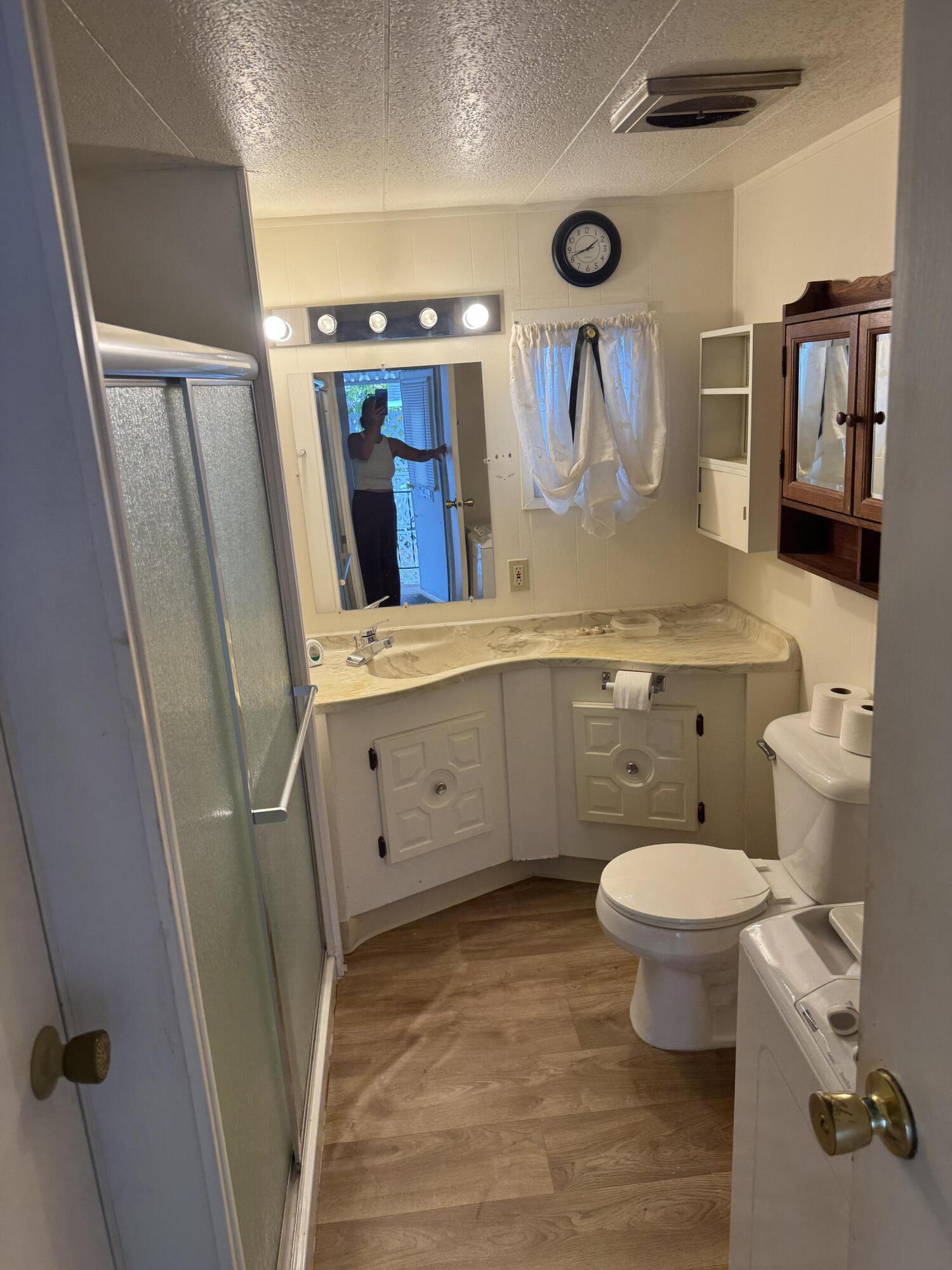 Rogue Lea Estates - Residential