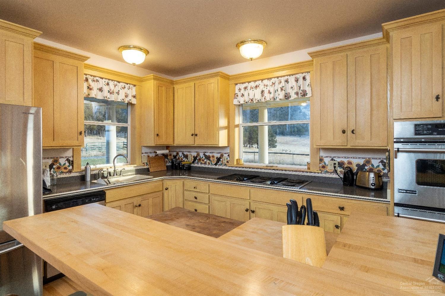 Meadow Ridge - Residential