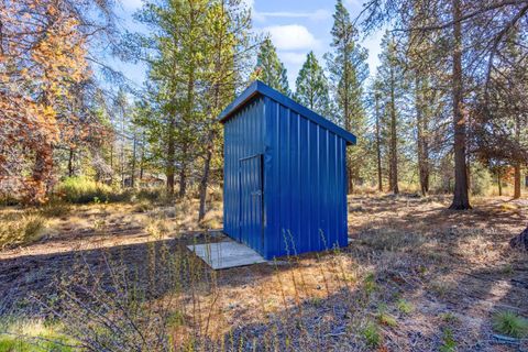 Tiny photo for 16510 Shanks Lane, La Pine, OR 97739 (MLS # 220211526)