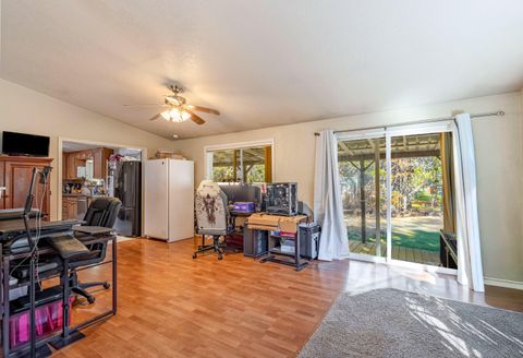 Tiny photo for 16510 Shanks Lane, La Pine, OR 97739 (MLS # 220211526)