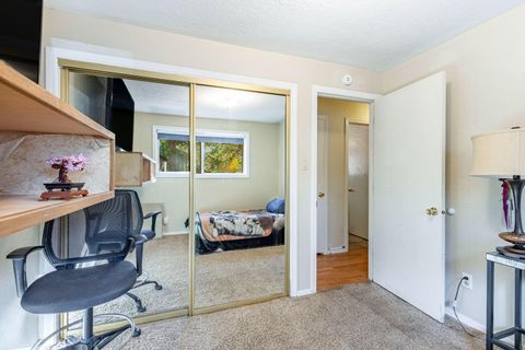 Tiny photo for 16510 Shanks Lane, La Pine, OR 97739 (MLS # 220211526)