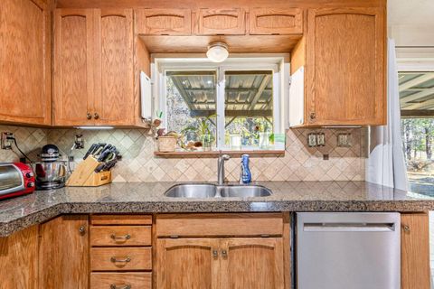 Tiny photo for 16510 Shanks Lane, La Pine, OR 97739 (MLS # 220211526)