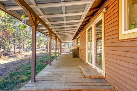 Tiny photo for 16510 Shanks Lane, La Pine, OR 97739 (MLS # 220211526)