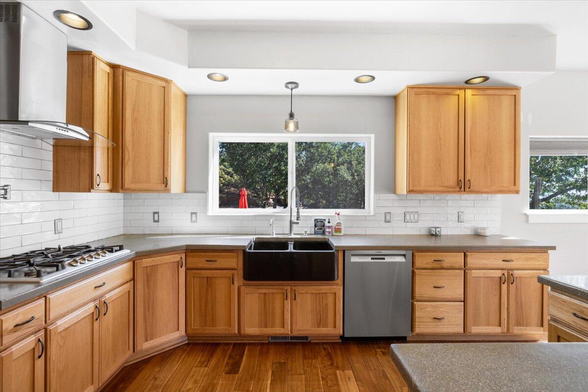 Rogue Valley Heights Extension - Residential