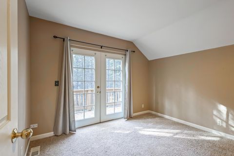 Tiny photo for 55630 Wagon Master Way, Bend, OR 97707 (MLS # 220212283)