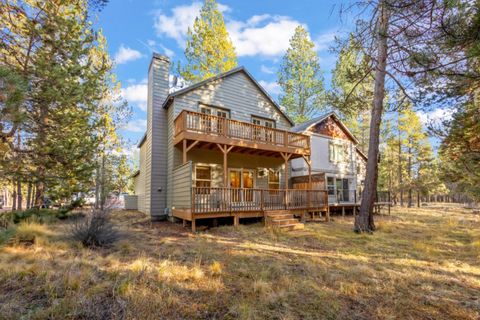 Tiny photo for 55630 Wagon Master Way, Bend, OR 97707 (MLS # 220212283)
