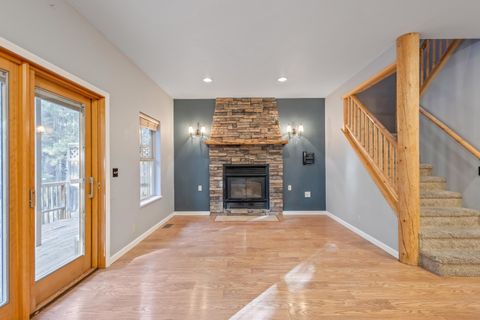 Tiny photo for 55630 Wagon Master Way, Bend, OR 97707 (MLS # 220212283)