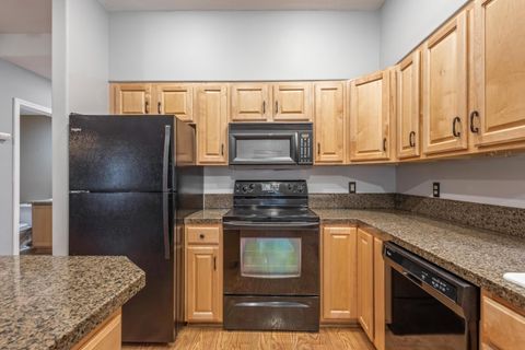 Tiny photo for 55630 Wagon Master Way, Bend, OR 97707 (MLS # 220212283)