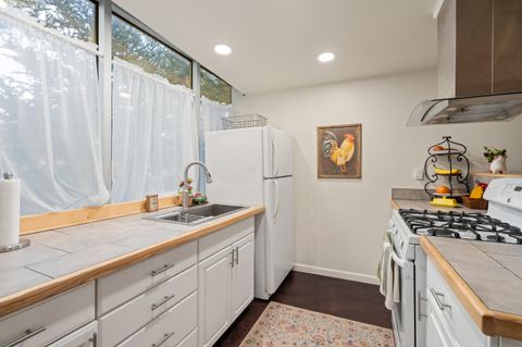 Tiny photo for 1282 Pleasant Creek Road, Rogue River, OR 97537 (MLS # 220214323)