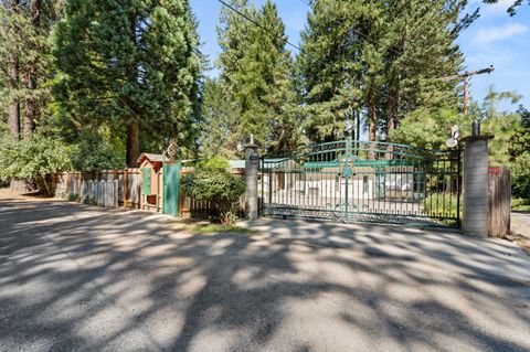 Tiny photo for 1282 Pleasant Creek Road, Rogue River, OR 97537 (MLS # 220214323)