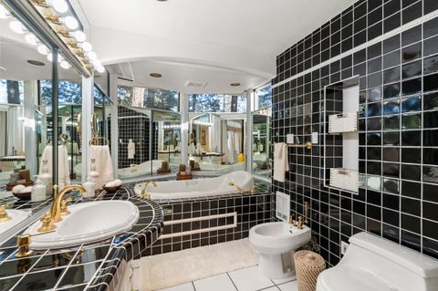 Tiny photo for 1282 Pleasant Creek Road, Rogue River, OR 97537 (MLS # 220214323)