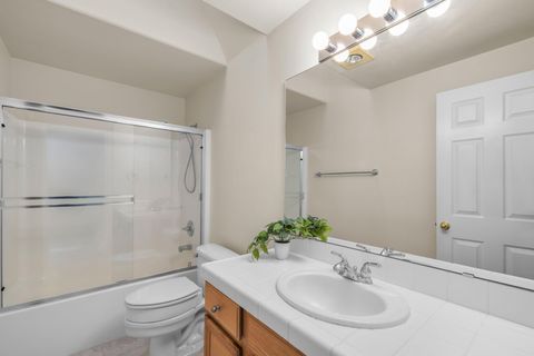Tiny photo for 4218 SW Tommy Armour Lane, Redmond, OR 97756 (MLS # 220212101)