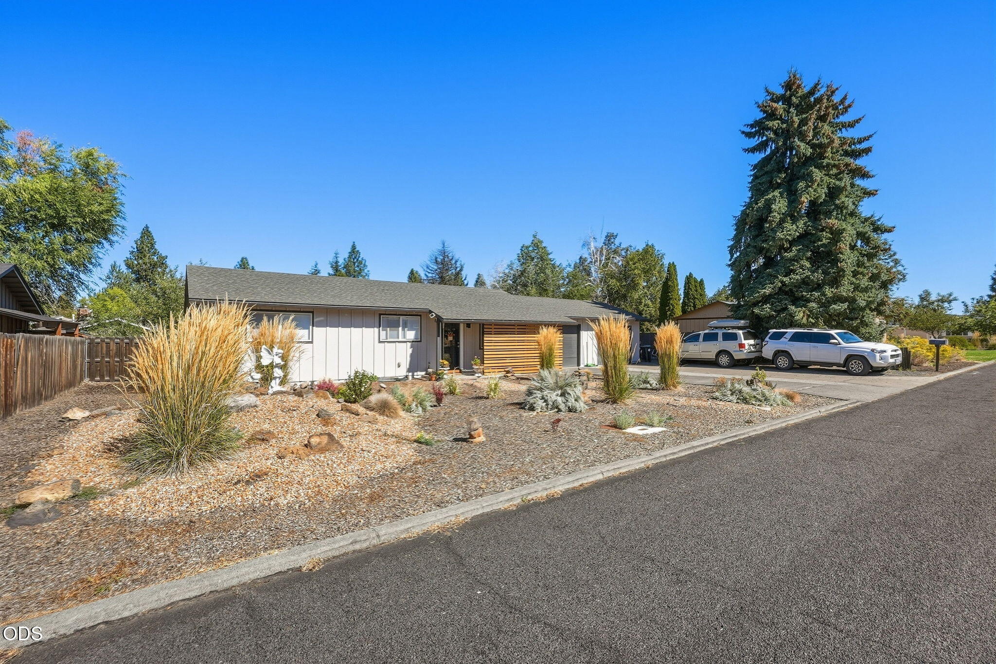 1648 NE Pheasant Lane