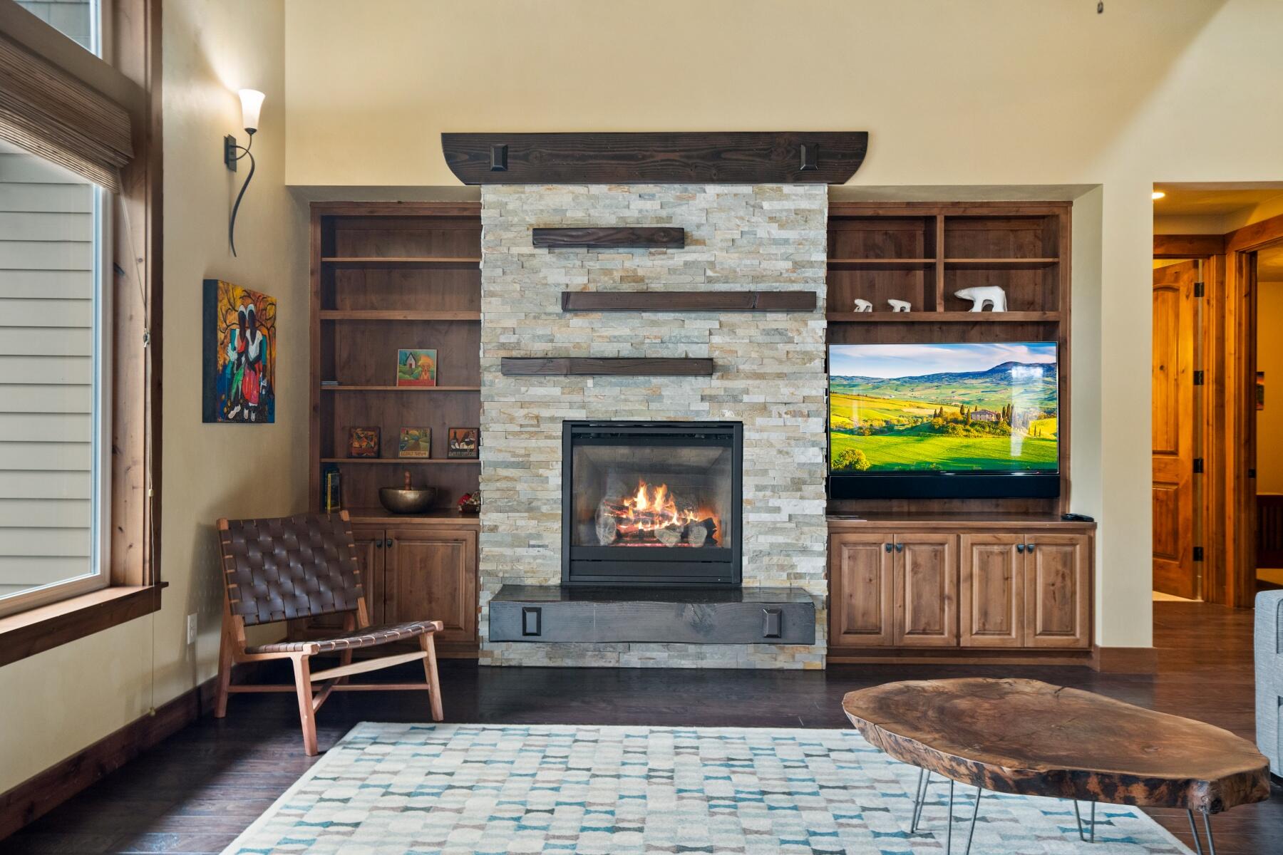 Broken Top - Residential